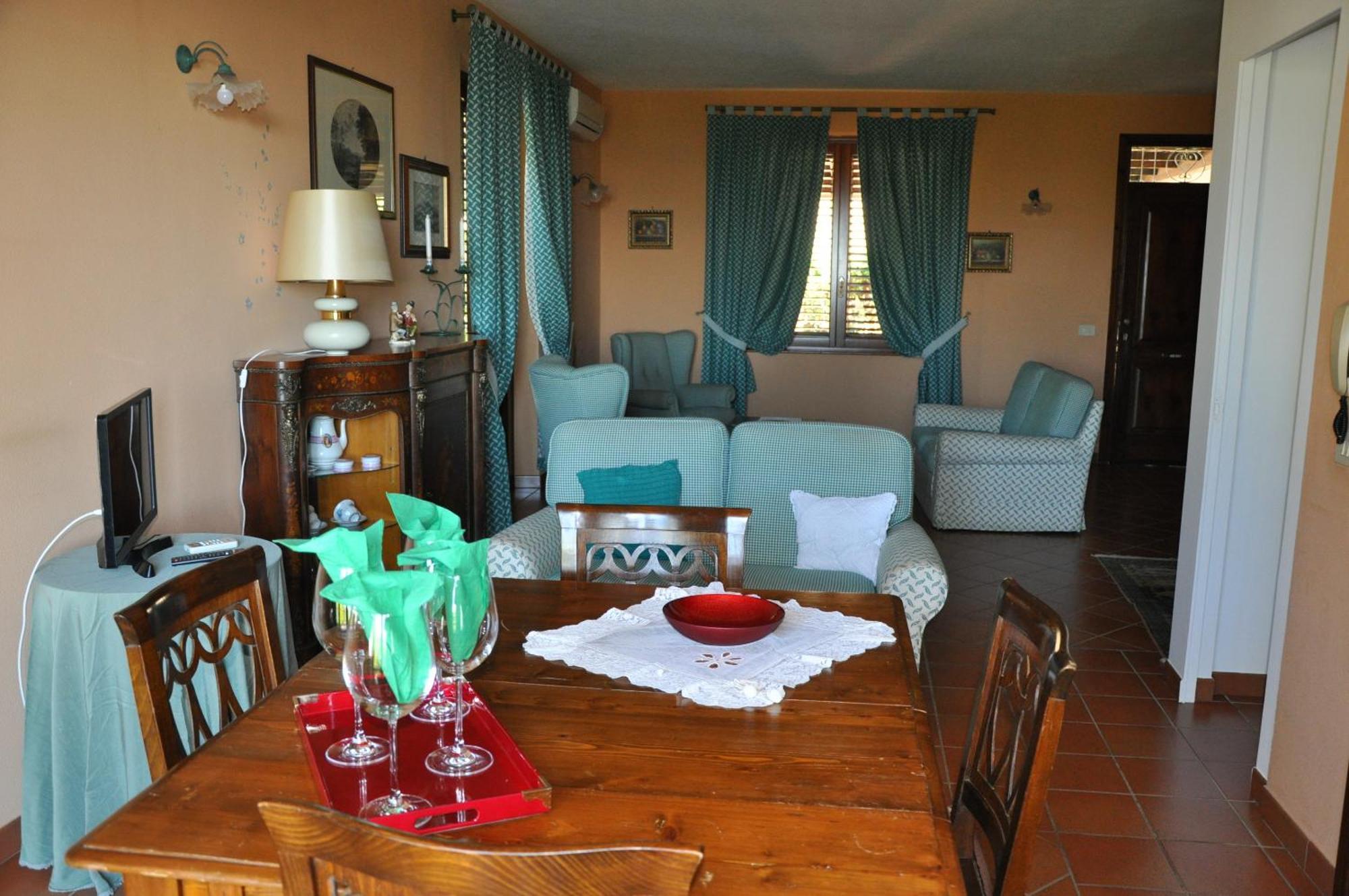 Villa Giusy 2 Appartamenti Indipendenti A Locazione Turistica Breve -G&P Holiday Home 발더라이스 객실 사진